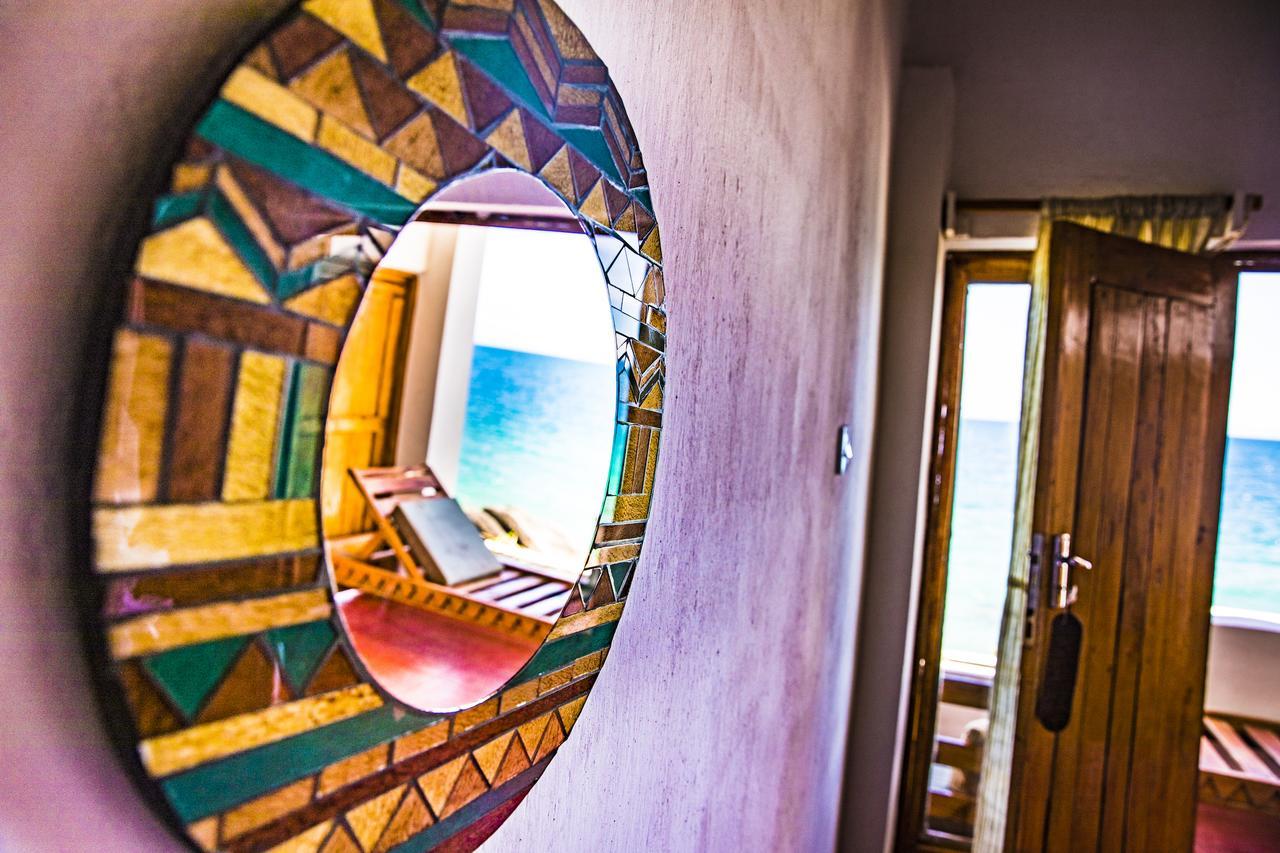 Njaya Lodge Nkhata Bay Exterior foto